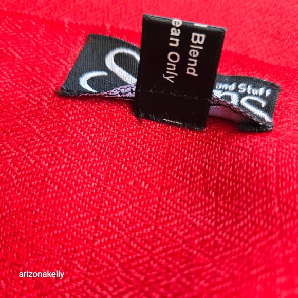 Shan's Lightweight Wool Scarf Shawl Wrap Red - Picture 10 of 13